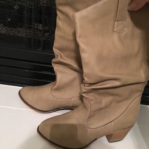 New Women’s Charles Albert boots size 8 1/2